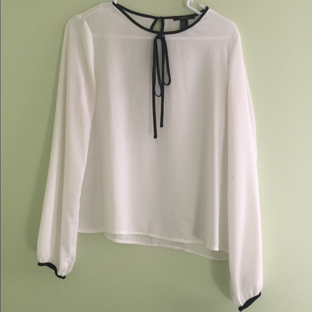 Flowing business casual blouse